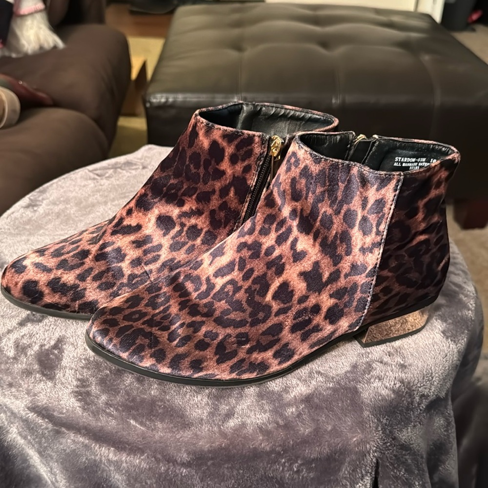 Faux Suede Leopard Print Booties